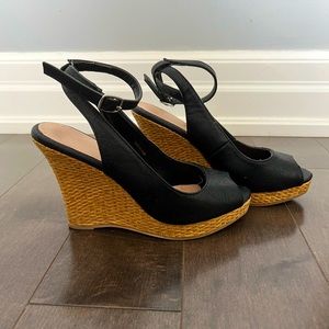 Le Chateau Black Leather Wedge Heels, size 5